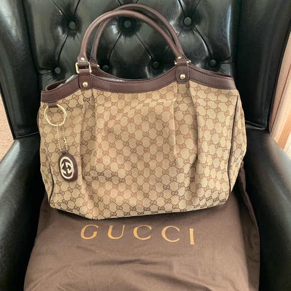 SOLD!! AUTHENTIC GUCCI SUKEY BAG LIKE NEW - Picture 2 of 4